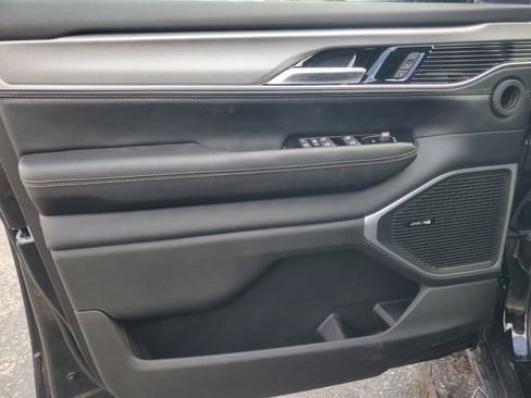 New 2026 Jeep Grand Wagoneer Limited AWD/4WD image 12