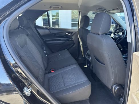 Used 2018 Chevrolet Equinox LT image 28