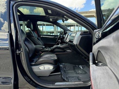 Used 2017 Porsche Cayenne GTS AWD/4WD image 50