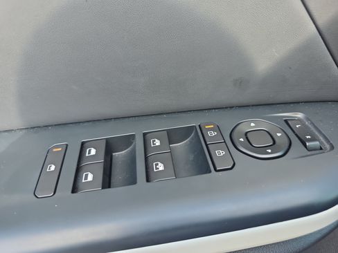 Certified 2025 Kia K4 GT-Line w/ GT-Line Sunroof Package FWD image 27