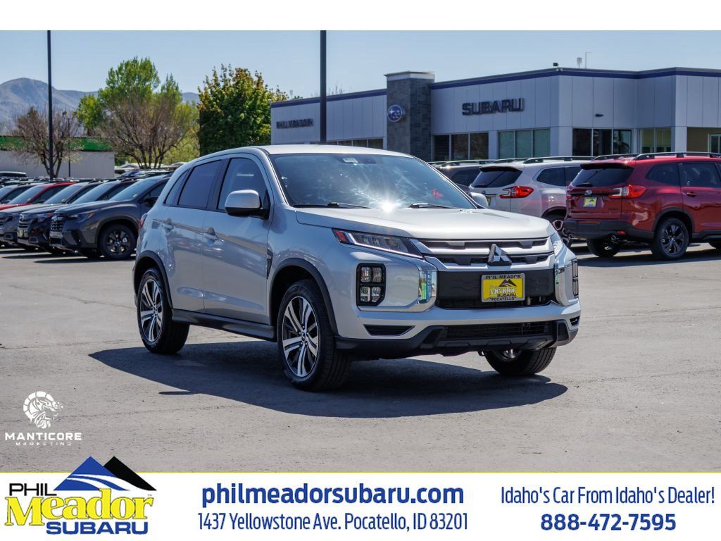 Used 2025 Mitsubishi Outlander Sport ES AWD/4WD image 1