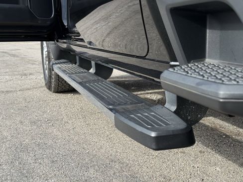 Used 2025 Chevrolet Silverado 2500 LTZ w/ Z71 Chrome Sport Edition image 10