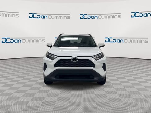 Used 2025 Toyota RAV4 XLE FWD image 3