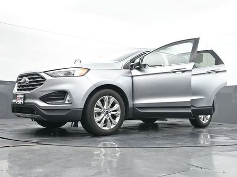 Used 2022 Ford Edge Titanium image 49