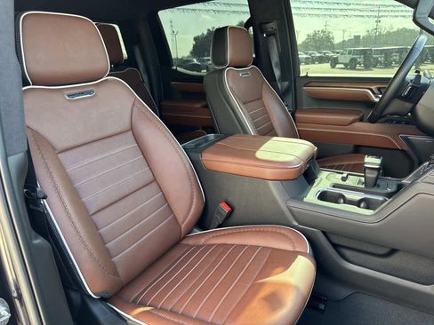Used 2025 GMC Sierra 1500 Denali Ultimate image 21
