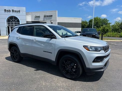 New 2026 Jeep Compass Latitude AWD/4WD image 1