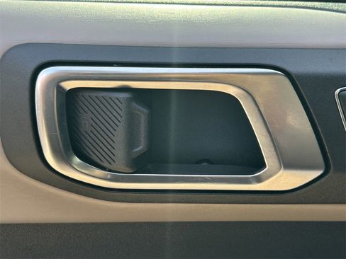 Used 2023 Ford Bronco Wildtrak image 26