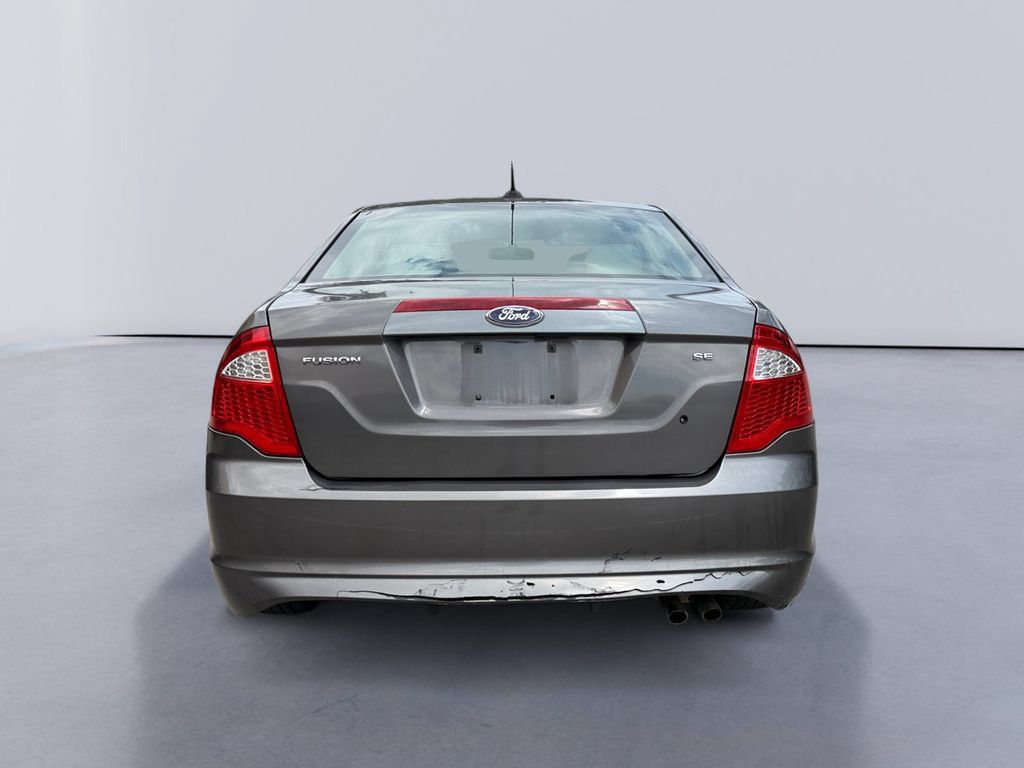 Used 2012 Ford Fusion SE FWD image 4