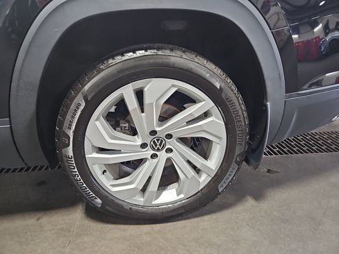 Used 2022 Volkswagen Atlas SE AWD/4WD image 33