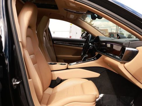Used 2018 Porsche Panamera 4 AWD/4WD image 22