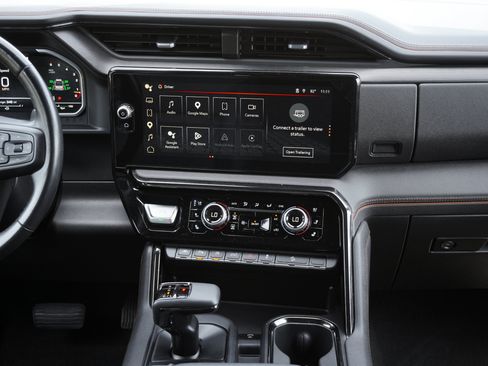 Used 2023 GMC Sierra 1500 AT4 w/ AT4 Premium Package AWD/4WD image 29