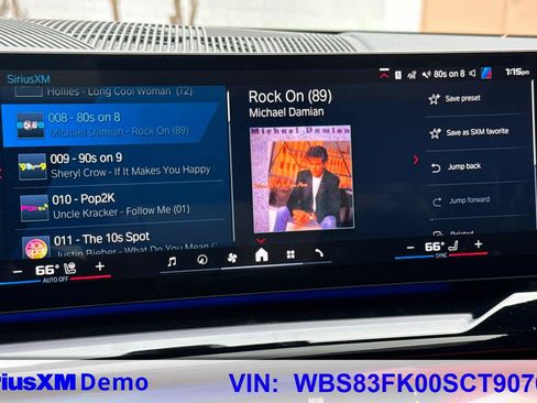 Used 2025 BMW M5 w/ Executive Package image 33