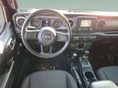 Certified 2018 Jeep Wrangler Unlimited Sport image 11