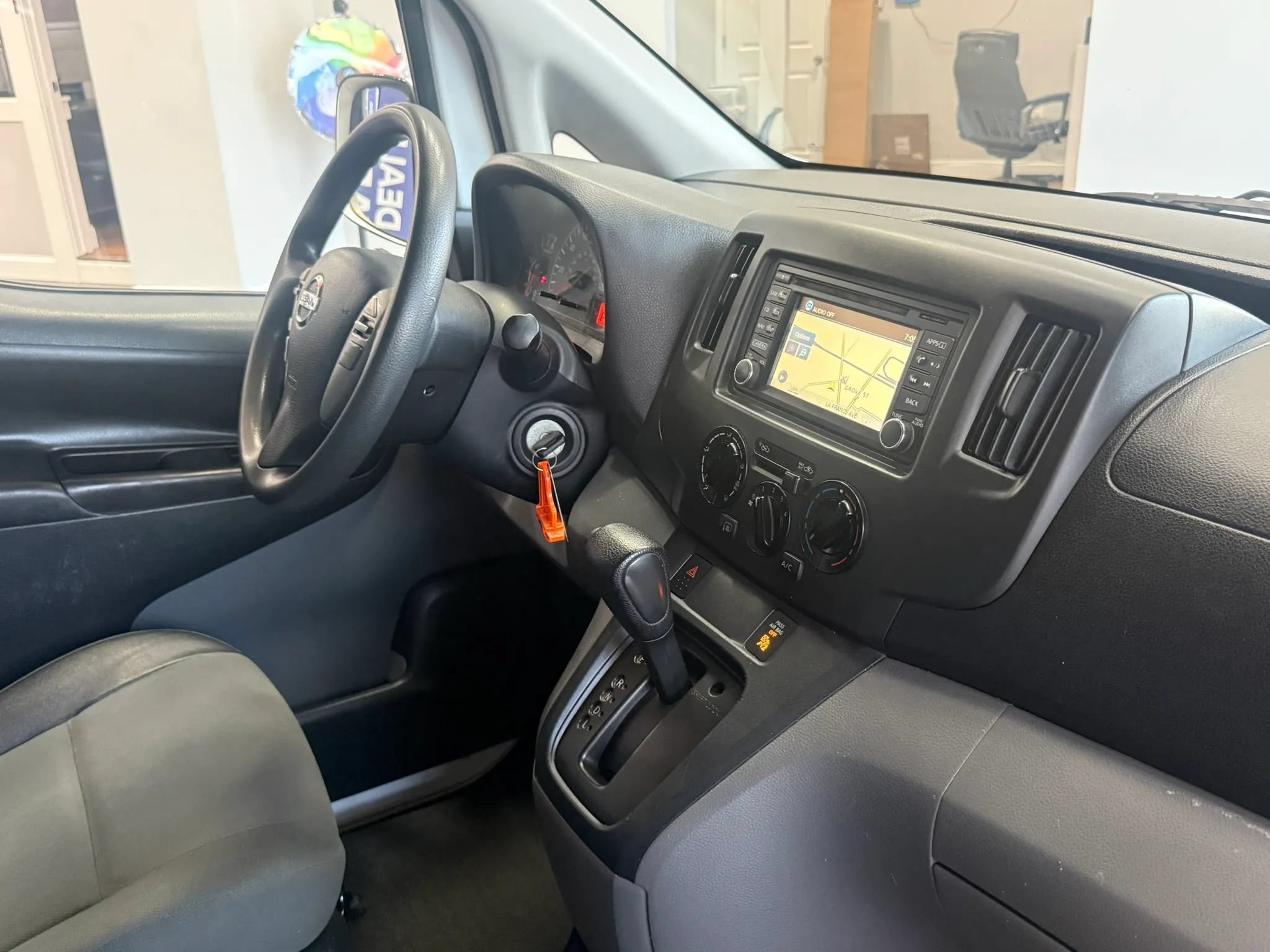 Used 2019 Nissan NV200 SV w/ Navigation Package FWD image 15
