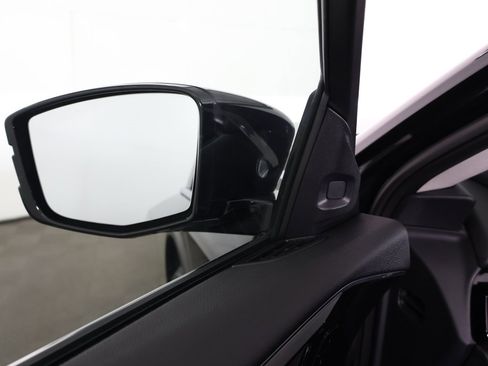 Used 2025 Acura MDX SH-AWD image 35