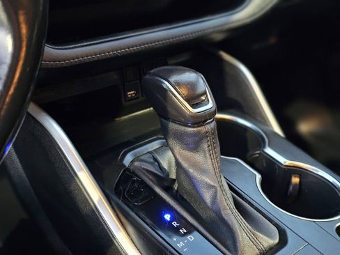 Used 2021 Toyota Highlander LE image 14