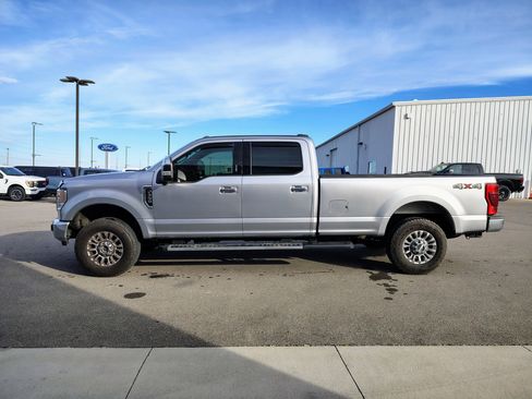 Used 2022 Ford F350 XLT w/ XLT Premium Package AWD/4WD image 5