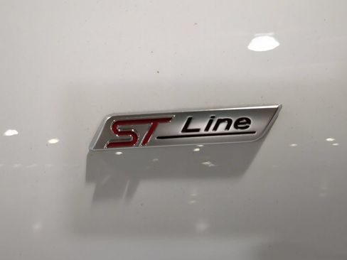 Used 2023 Ford Escape ST-Line w/ Tech Pack #1 AWD/4WD image 17