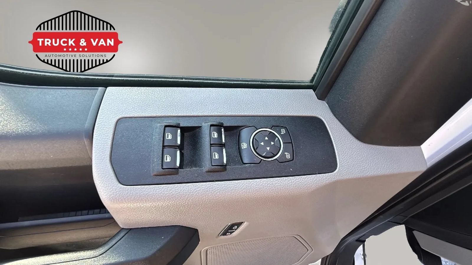 Used 2020 Ford F350 XL w/ Power Equipment Group RWD image 25