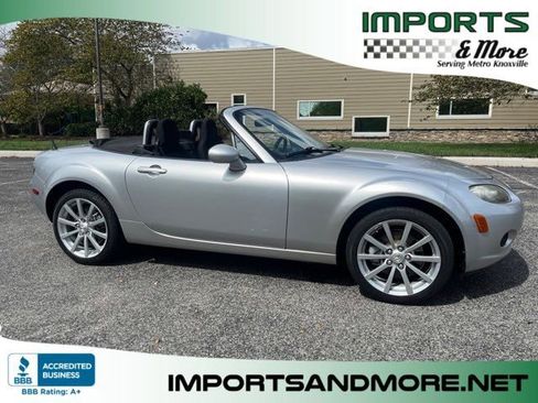 Used 2006 MAZDA MX-5 Miata Sport image 1