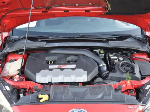 Used 2017 Ford Focus ST FWD image 32