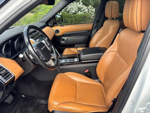 Used 2017 Land Rover Discovery HSE Luxury AWD/4WD image 23