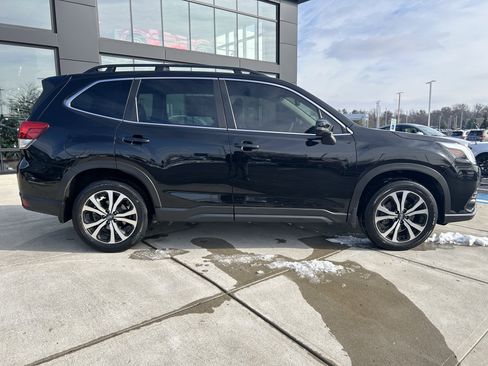 Used 2023 Subaru Forester Limited image 8