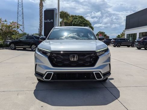 Used 2023 Honda CR-V Sport Touring image 3