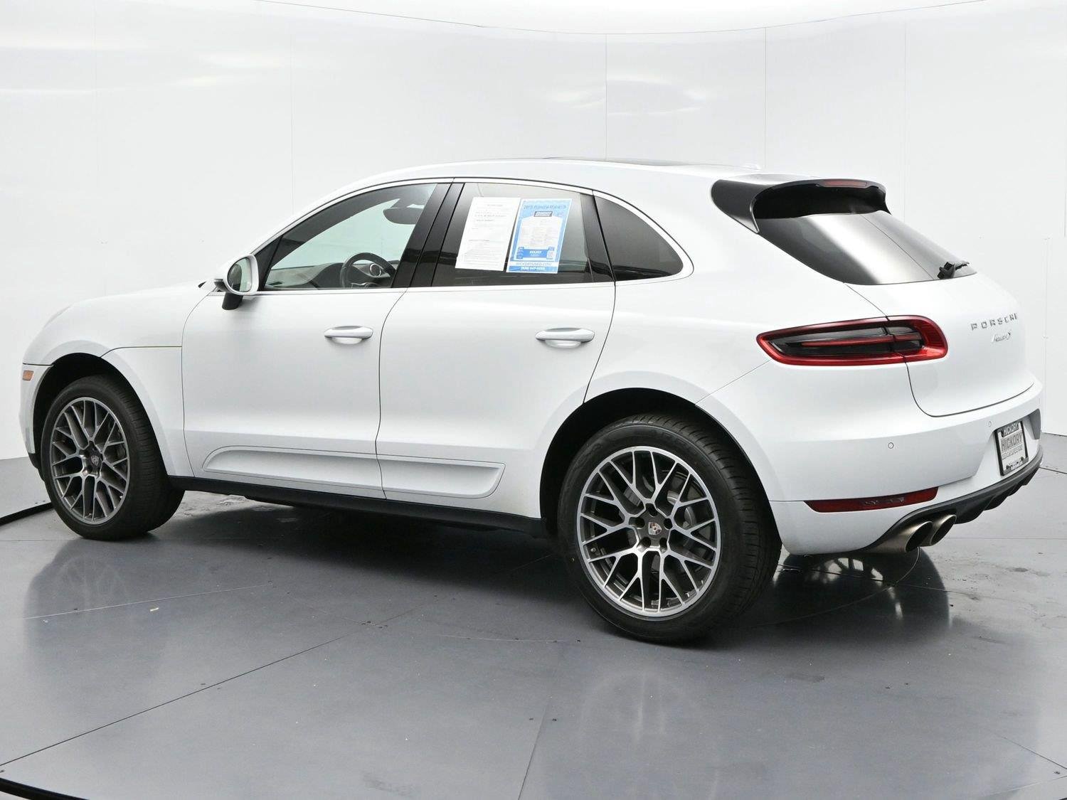 Used 2016 Porsche Macan S AWD/4WD image 5