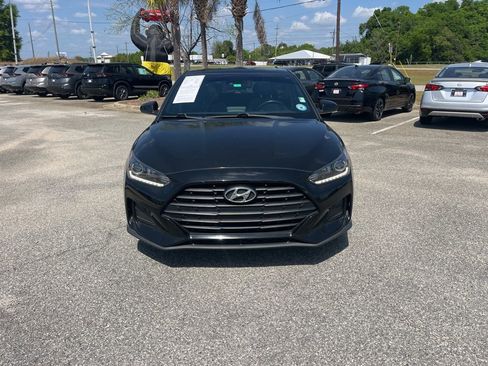 Used 2020 Hyundai Veloster 2.0 Premium FWD image 2