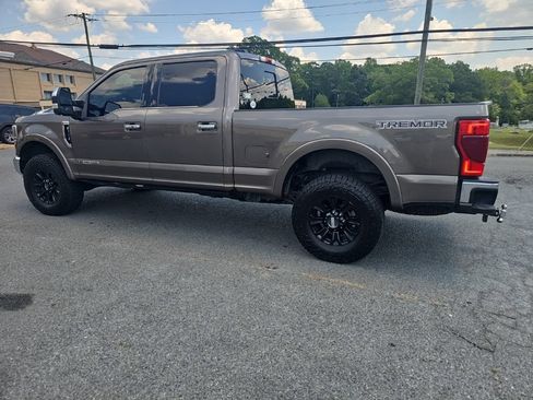 Used 2022 Ford F350 King Ranch w/ Tremor Off-Road Package AWD/4WD image 4