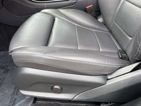 Used 2021 Mercedes-Benz GLC 300 image 28