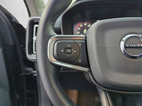 Used 2020 Volvo XC40 T5 Inscription w/ Protection Package Premier image 14