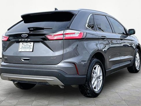 Certified 2022 Ford Edge SEL w/ Convenience Package image 2