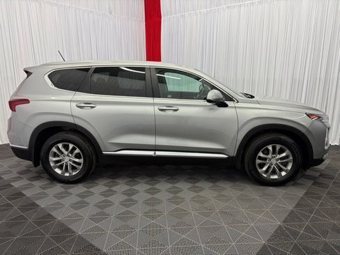 Used 2020 Hyundai Santa Fe SE AWD/4WD image 9