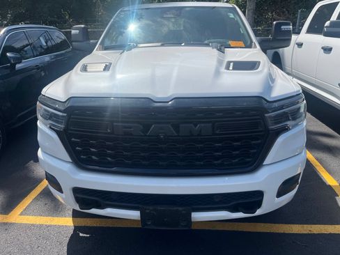 Used 2025 RAM 1500 Limited AWD/4WD image 2