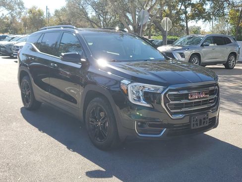 Certified 2023 GMC Terrain AT4 image 7