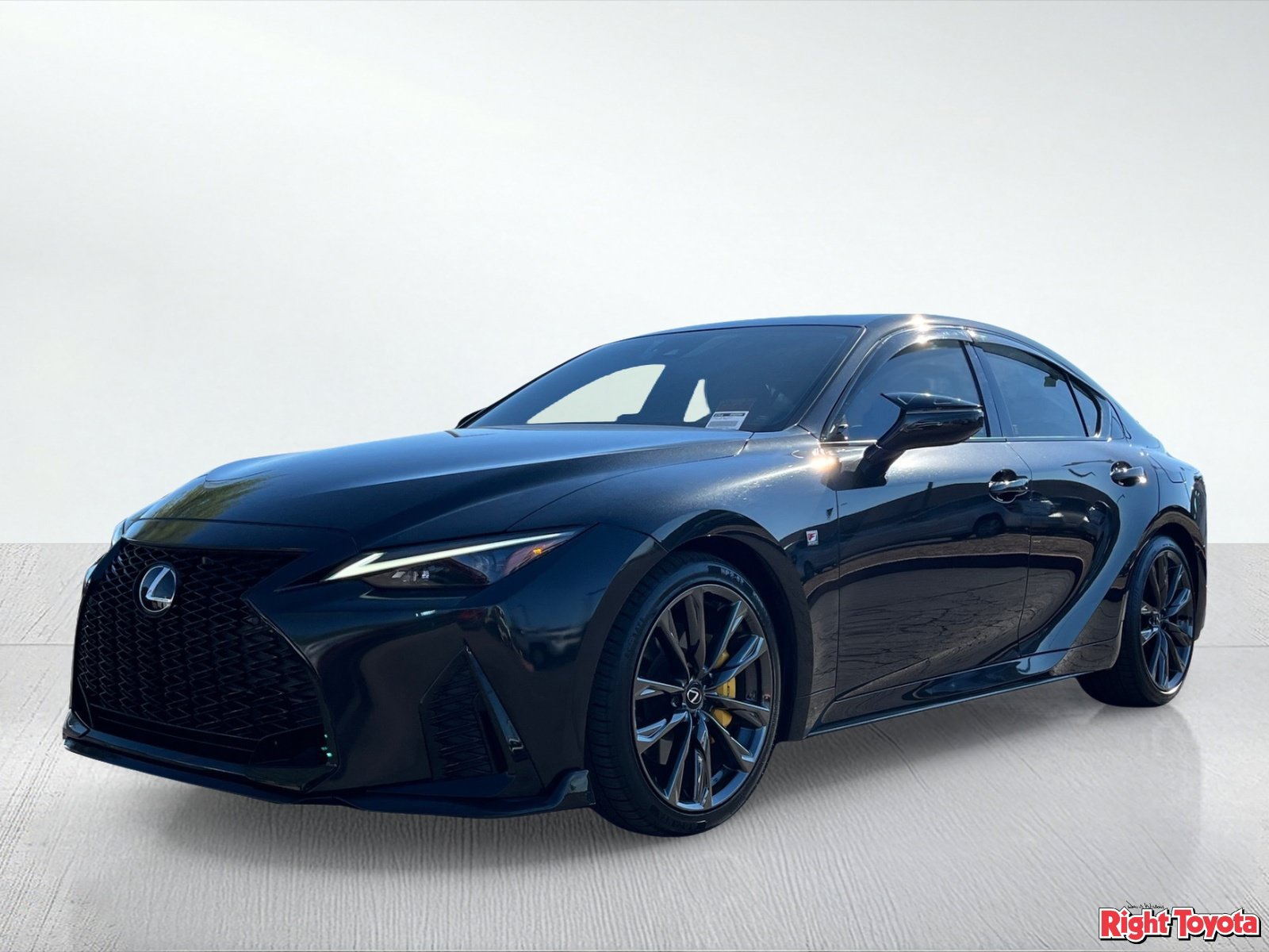 Used 2025 Lexus IS 350 F Sport RWD image 2
