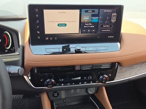 New 2026 Nissan Rogue Platinum AWD/4WD image 17