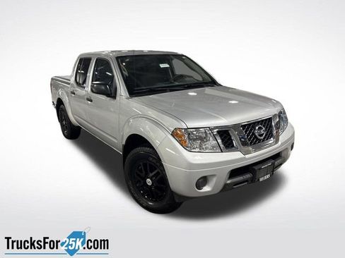 Used 2019 Nissan Frontier SV image 37