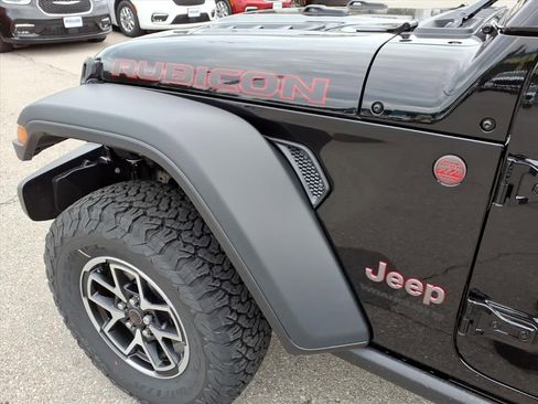 New 2025 Jeep Wrangler Unlimited Rubicon image 35