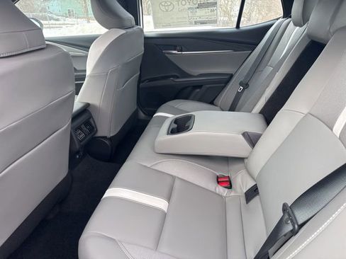 New 2026 Toyota Camry SE image 11
