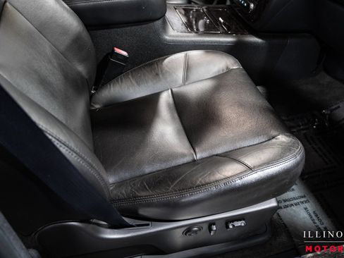 Used 2011 GMC Sierra 3500 Denali image 37