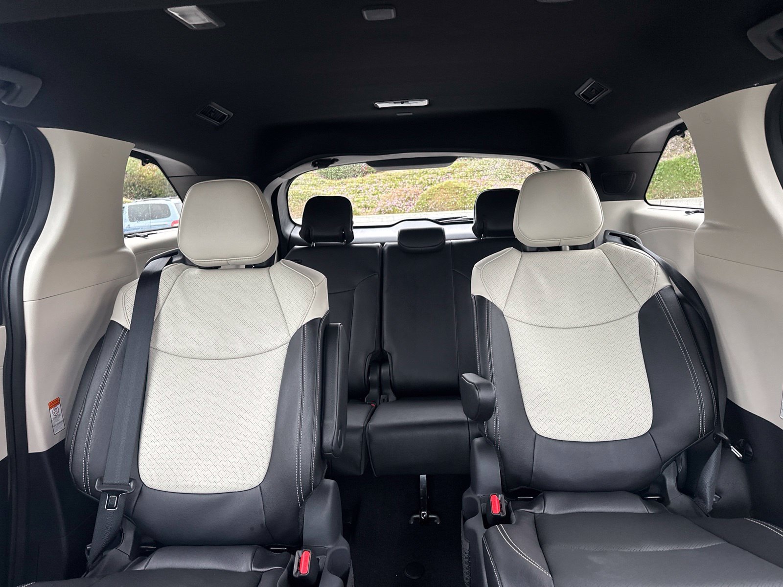 Certified 2026 Toyota Sienna Platinum AWD/4WD image 11