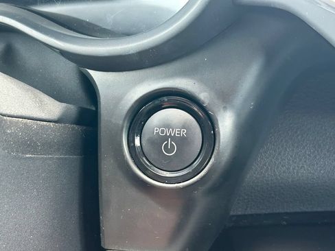 Used 2025 Toyota Sienna XSE w/ XSE Premium Package AWD/4WD image 33