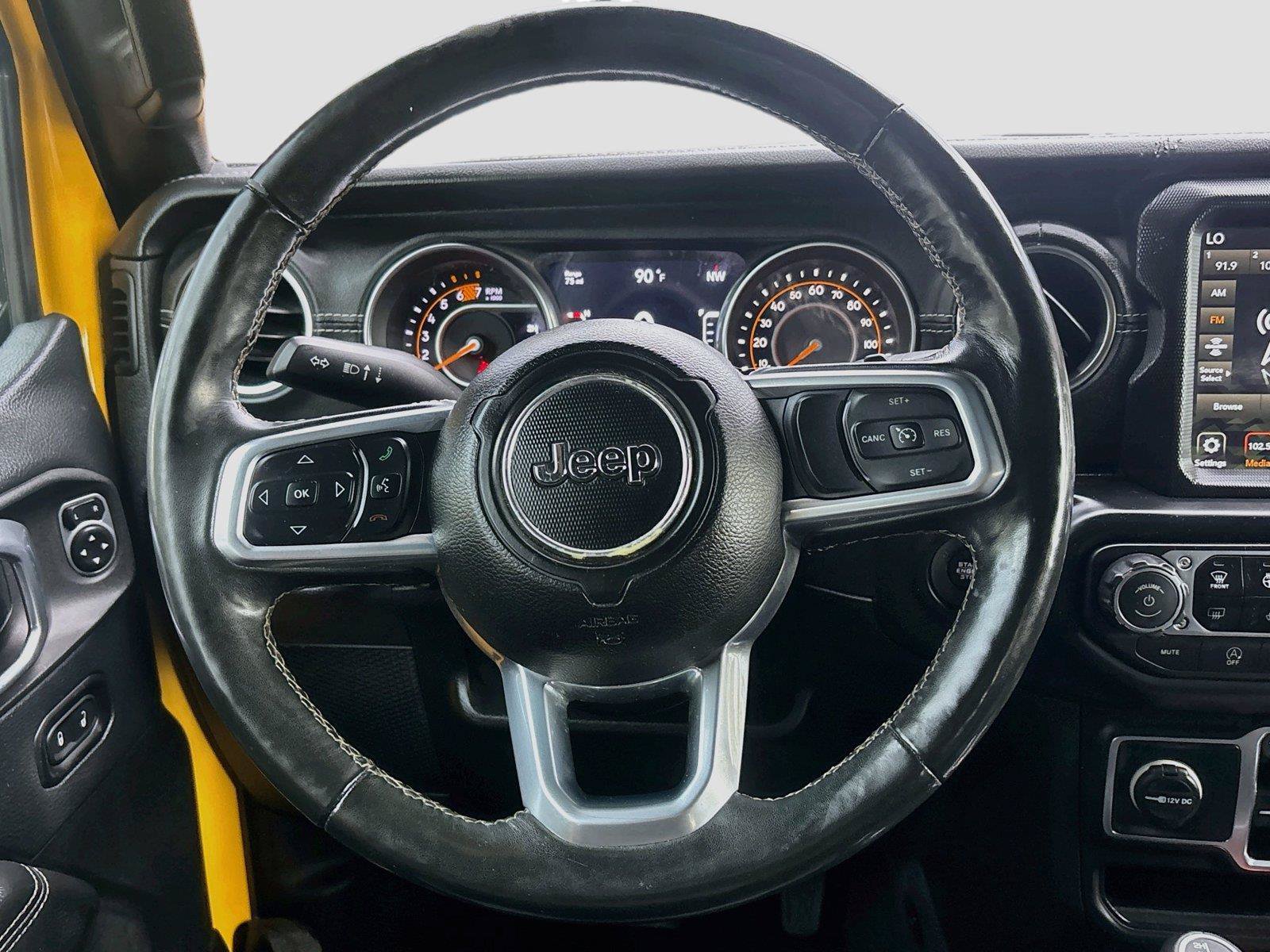 Used 2019 Jeep Wrangler Unlimited Sahara AWD/4WD image 16