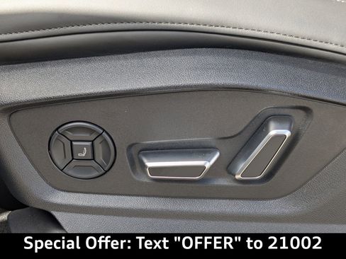 New 2025 Audi Q7 3.0T Prestige image 22