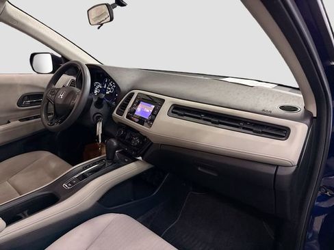 Used 2016 Honda HR-V LX image 26
