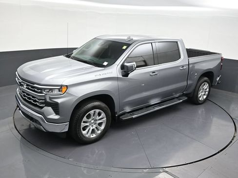 Used 2025 Chevrolet Silverado 1500 LTZ RWD image 19