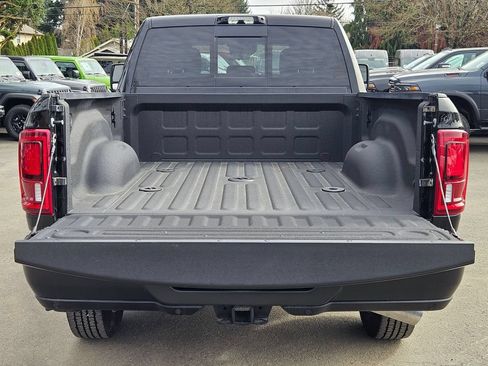 New 2025 RAM 2500 Tradesman w/ Safety Group AWD/4WD image 10
